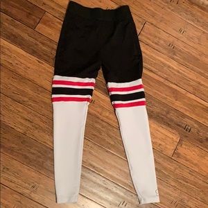 BOMBSHELL SPORTS WEAR LEGGINGS